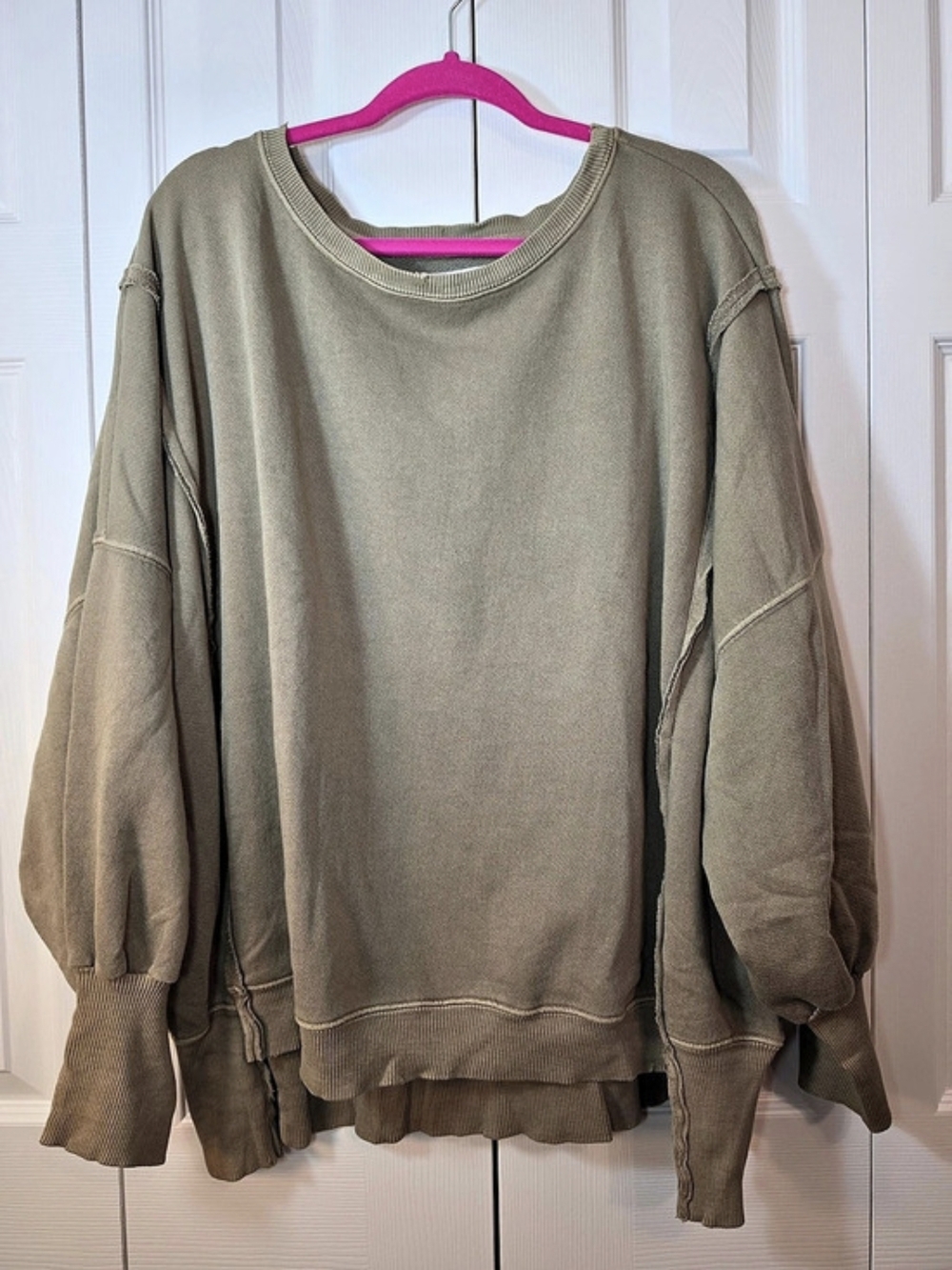 We The Free Oversized Pullover in Python Guacamole Size NWT Free People - Picture 3 of 8